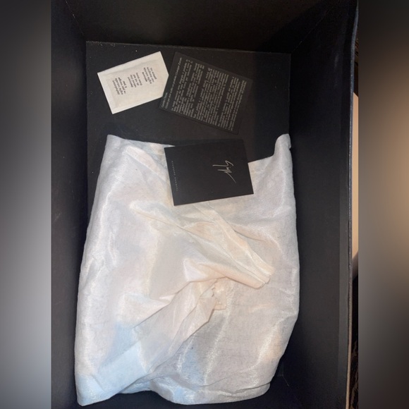 Brand new Giuseppe Zanotti